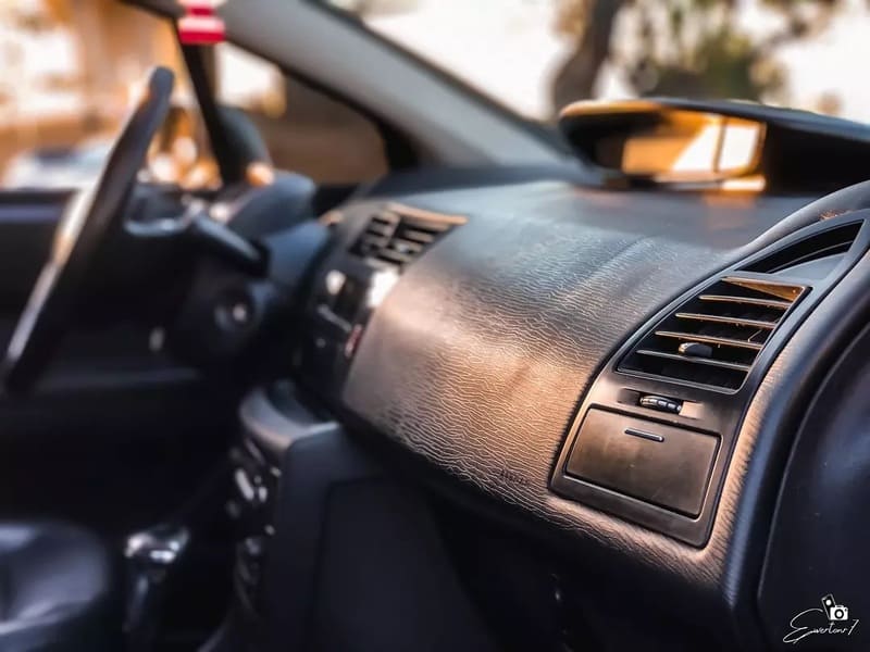 citroen c4 pallas 1 Citroën C4 Pallas: O Sedã que Dividiu Opiniões e Marcou Época