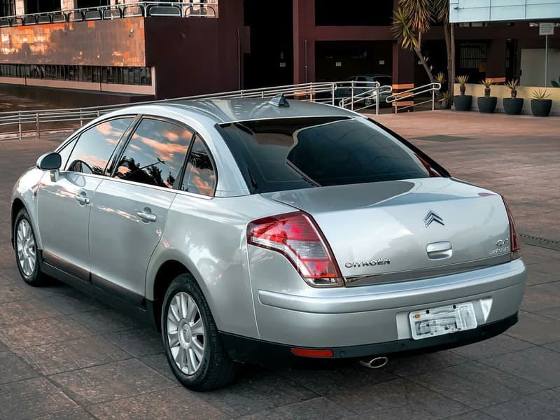 citroen c4 pallas 3 Citroën C4 Pallas: O Sedã que Dividiu Opiniões e Marcou Época