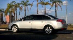 Citroën C4 Pallas: O Sedã que Dividiu Opiniões e Marcou Época