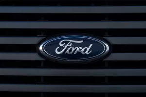 Adivinha quem está de volta? Ford Anuncia o Retorno do Escort e Outros Clássicos.