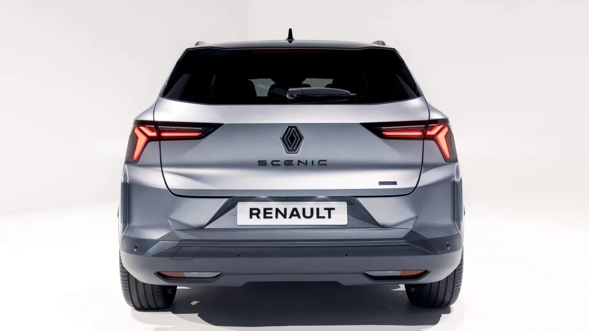 foto renault scenic e tech electric 2 Novo Renault Scenic: De Minivan a SUV Elétrico com Alto Desempenho