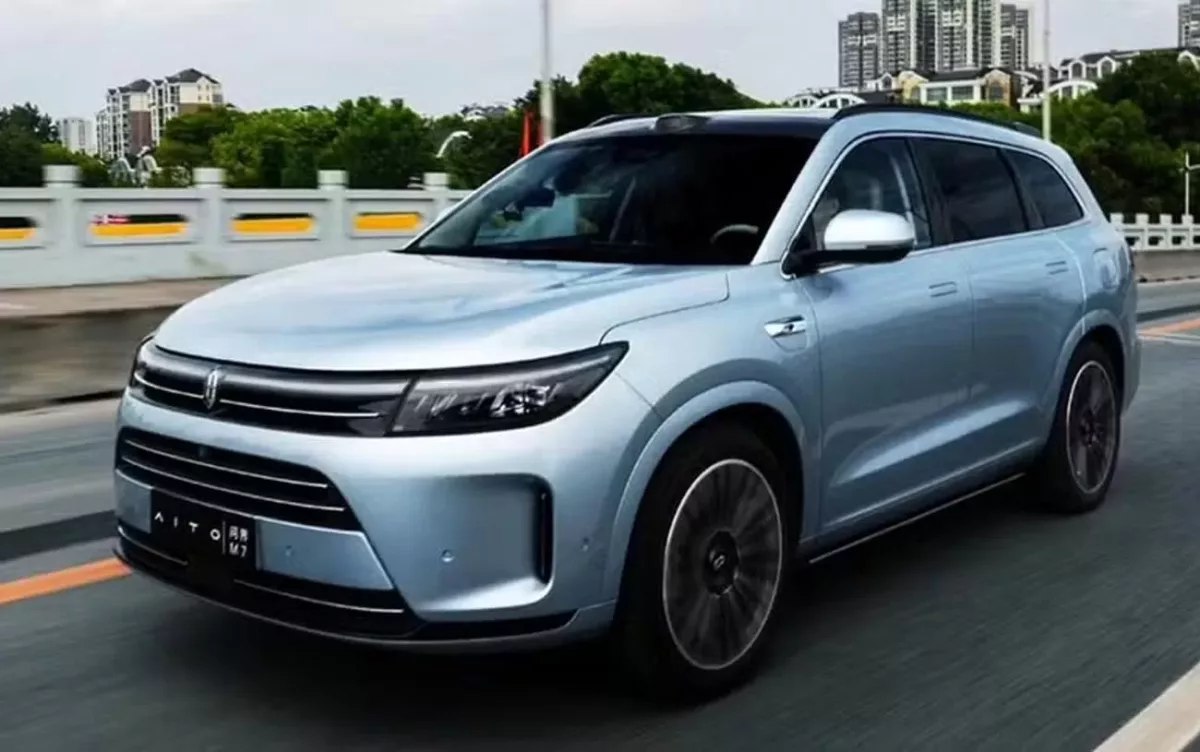 seres m7 2 jpg Seres M7: O SUV Elétrico de Luxo com Autonomia de 1.150 km