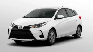 A linha Toyota Yaris inicia o ano com ajustes nos preços e mantém sua proposta de eficiência, tecnologia e conforto no segmento de compactos.