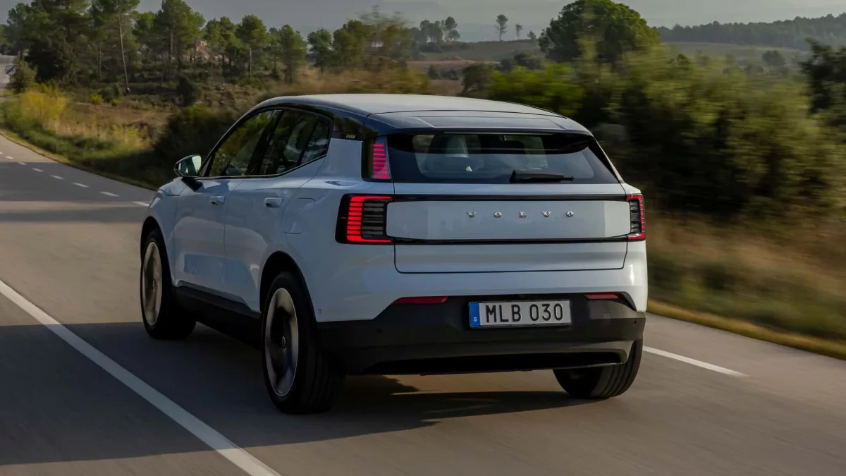2025 volvo ex30 first 2 Volvo EX30: Atraso de 1 Ano nos EUA Devido a Novas Tarifas de Importação