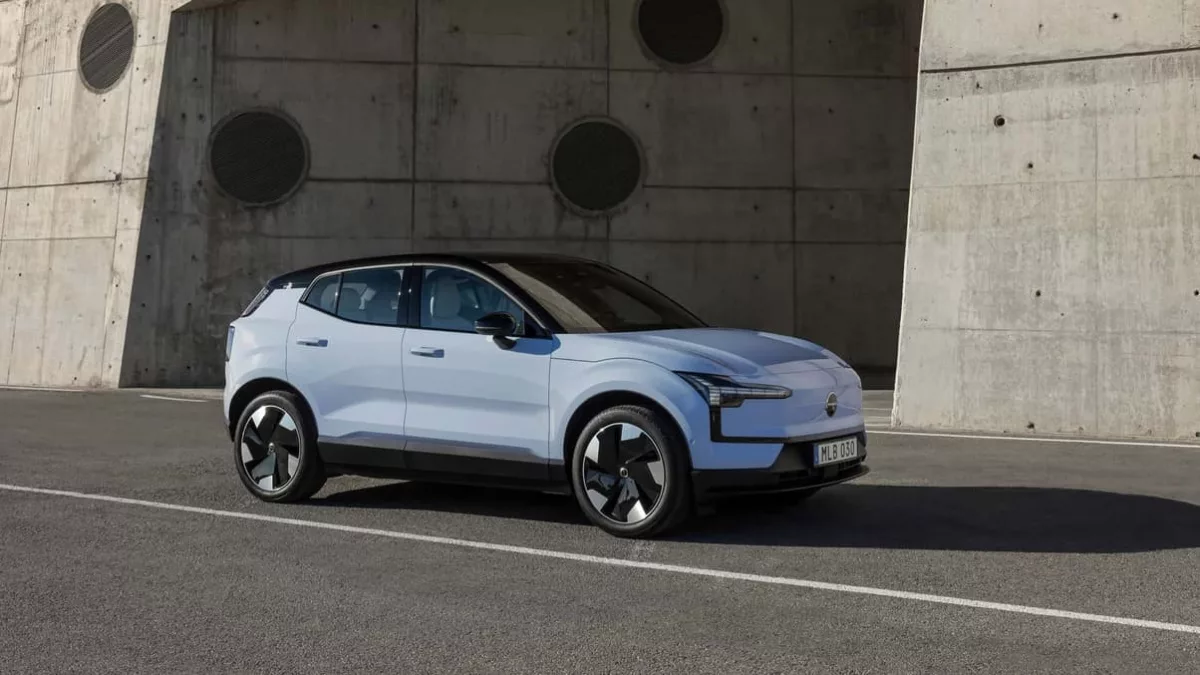 2025 volvo ex30 first capa Volvo Car Brasil fecha 2024 com liderança em elétricos e SUVs premium