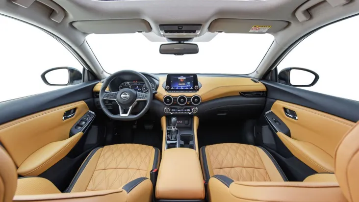Novo Nissan Sentra Exclusive 2025 Cabine 1 Nissan Sentra 2025: Nova Versão do Sedã Oferece Mais Recursos de Segurança e Design Refinado