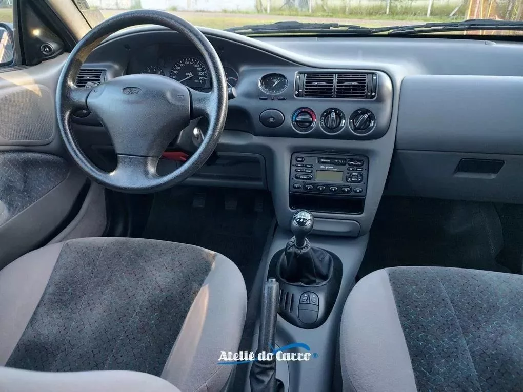 escort sw 2 jpg Ford Escort SW: A Lendária Perua que Conquistou o Brasil