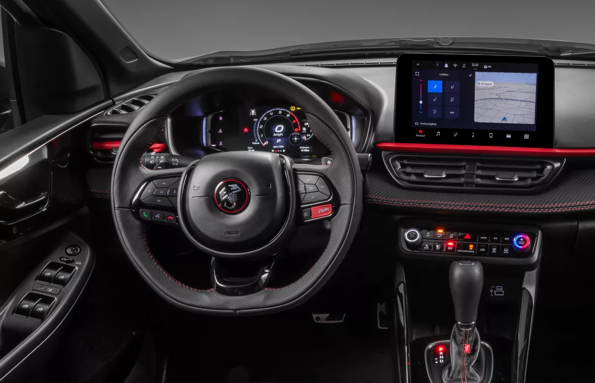 fastback abarth console central@3x Fiat Fastback Abarth: Design Arrojado e Desempenho Impactante