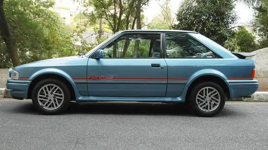 ford escort xr3 1 Escort XR3: O Clássico Esportivo que Marcou Época