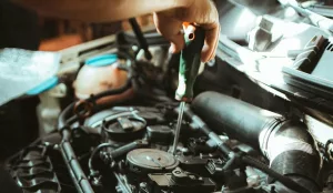 Entenda Por Que Seu Motor Flex Está “Grilando” e Como Resolver