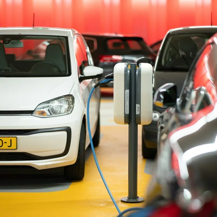 carro eletrico como funciona 1 jpg O Que Saber Antes de Ter um Carro Elétrico: Funcionamento, Infraestrutura e Considerações Importantes