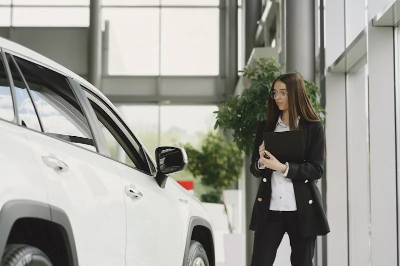 carro usado 2 jpg Vale a Pena Comprar Carro Fora de Linha? Descubra Aqui!