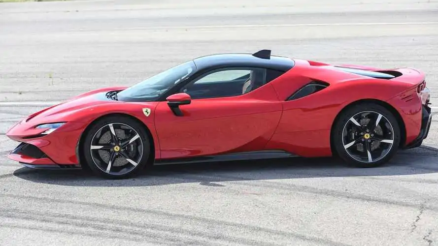 ferrari sf90 stradale la prova Os 5 Carros Mais Caros do Brasil em 2024