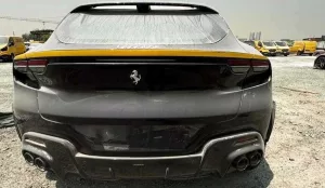 Ferrari Purosangue Inundada em Dubai é Colocada à Venda: Vale a Pena o Investimento?