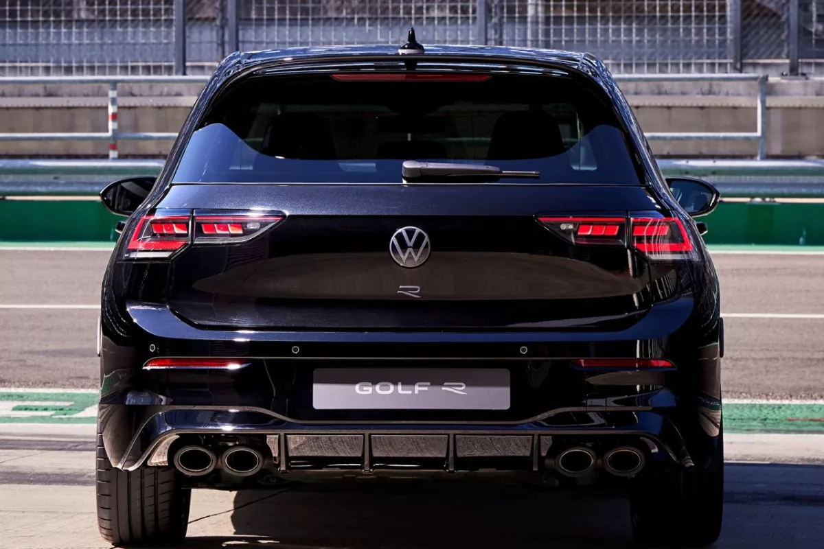 golf r 2 Novo VW Golf R: Detalhes do Insano Hatch Médio de 333 cv