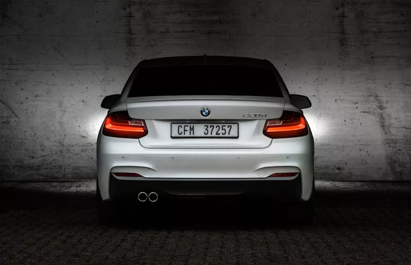 seda limpador jpg Por Que Apenas Carros Hatch Possuem Limpador Traseiro?
