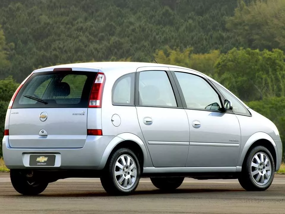 chevrolet meriva 2008 1 20062018 9852 960 720 jpg 4 carros de família para quem precisa de espaço e não quer um SUV