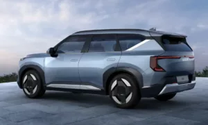 Com autonomia de 402 km, Kia EV5 chega ao Brasil por R$ 399.990