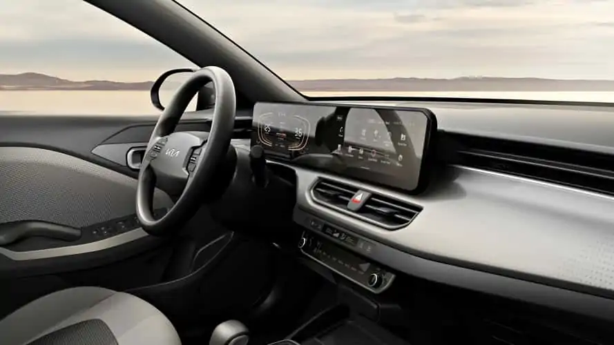 kia k3 2 Kia K3 Chega ao Brasil com Motor Híbrido Flex e Novidades no Segmento