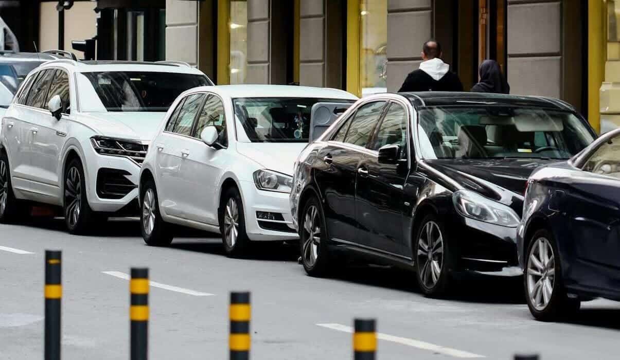 pexels kaderdygnn 19517418 5 carros usados e populares por menos de R$25.000,00 para quem está em busca do primeiro carro.