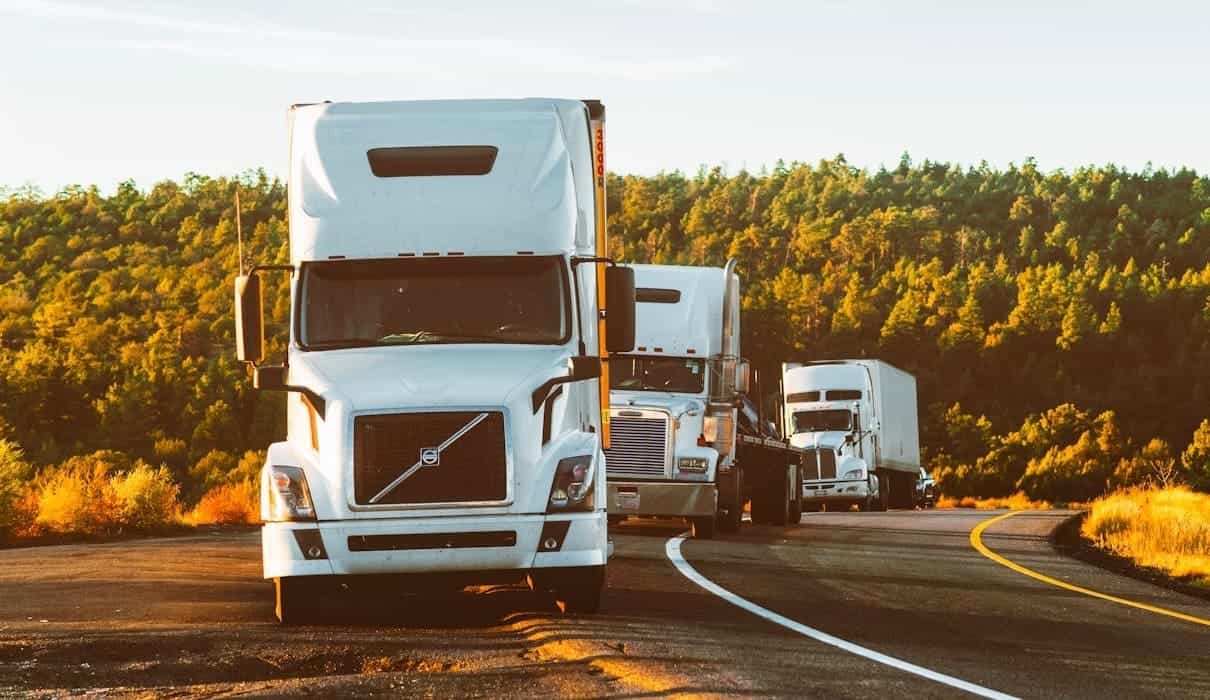pexels quintingellar 2199293 Por que nos EUA são mais comuns os caminhões bicudos e no Brasil os caminhões cara chata?
