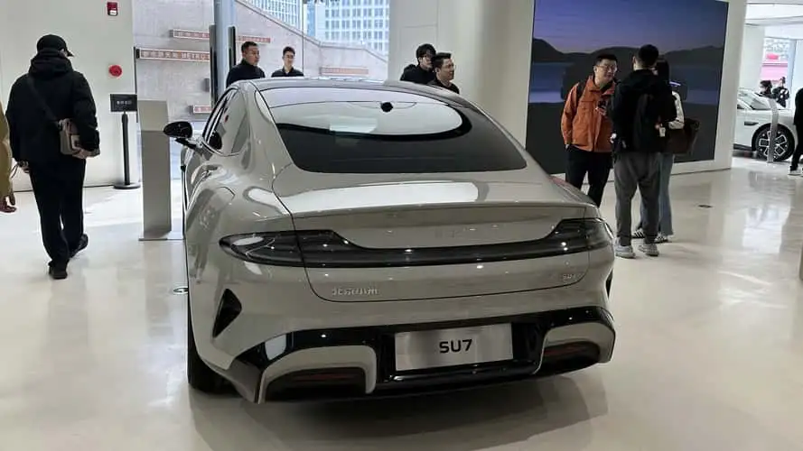 xiaomi su7 1 Xiaomi Perde R$ 50 Mil por Carro: Prejuízo Massivo na Venda do SU7 Elétrico