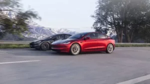 Tesla Model Y 2025: Atualização Exclusiva para o Mercado Chinês Promete Revolução no SUV Elétrico