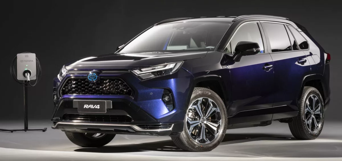 Destaque RAV4 PHEV copiar Carro Híbrido e Híbrido Plug-in: Entenda as Diferenças e Escolha o Ideal