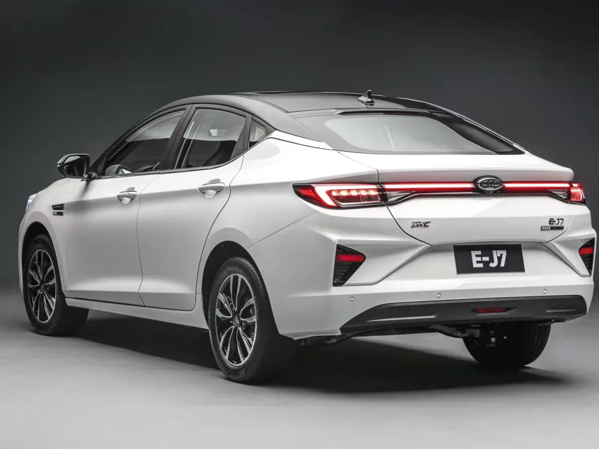 JAC e J7 9 Lucro da JAC Motors dispara 94% com foco em carros autônomos