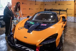 Icônico McLaren em Homenagem a Ayrton Senna é Destaque no Novo Museu Automotivo em Campos do Jordão