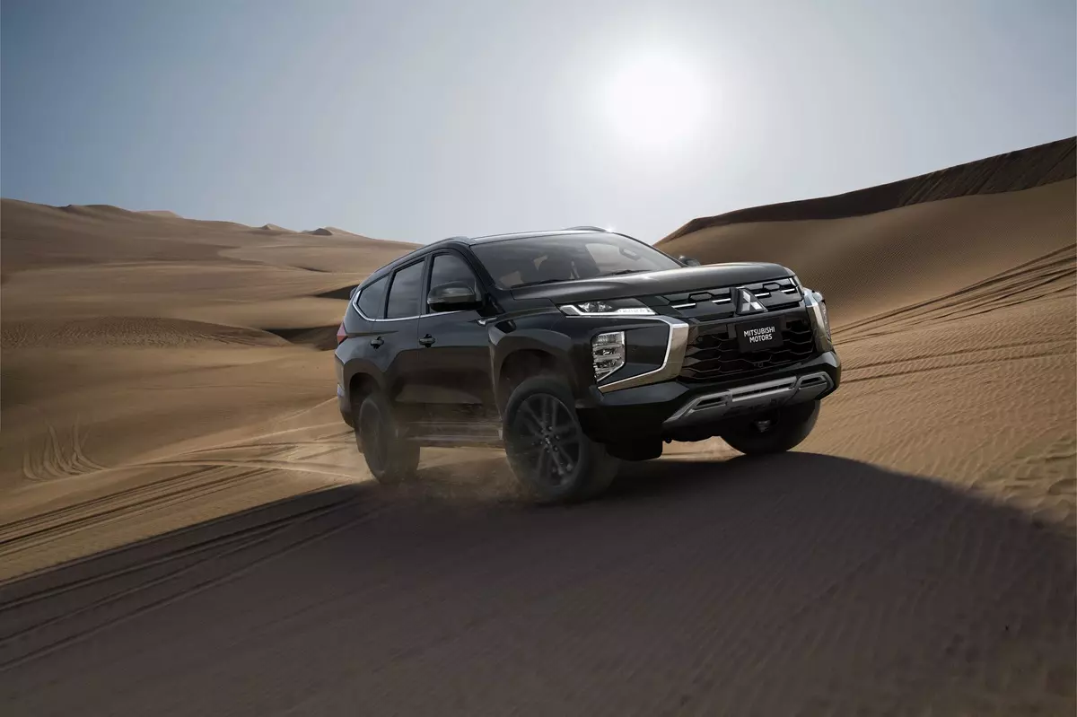 Mitsubishi Pajero Sport 2025 Legend 1 Mitsubishi Pajero Sport 2025 chega renovado e alcança R$ 425.990