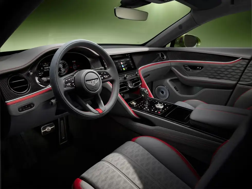 new flying spur 12 66df694c29185 Bentley Flying Spur 2025: O Sedã Mais Potente da Marca Com Novo Motor V8 Híbrido