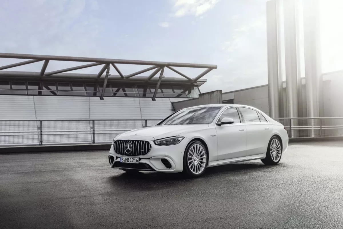 AMG22C0377 009 copiar Os 5 Carros Mais Luxuosos Vendidos no Brasil.