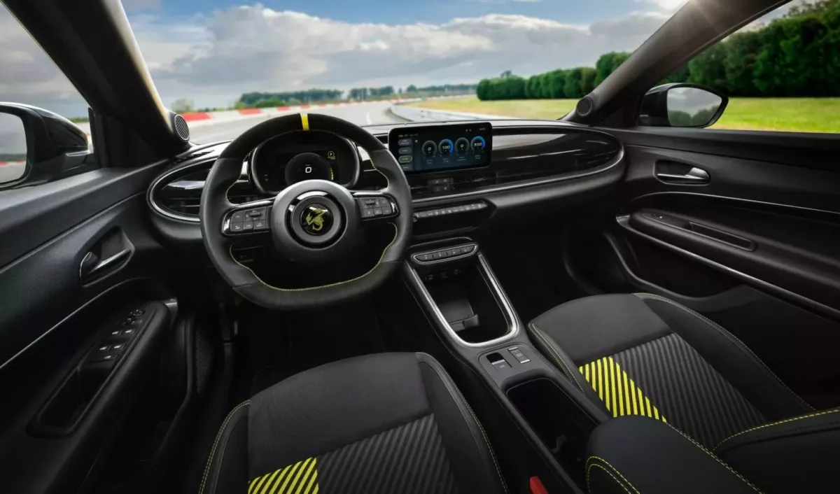 Abarth 600e 7 png Abarth 600e: o crossover elétrico de 278 cv que une potência e estilo
