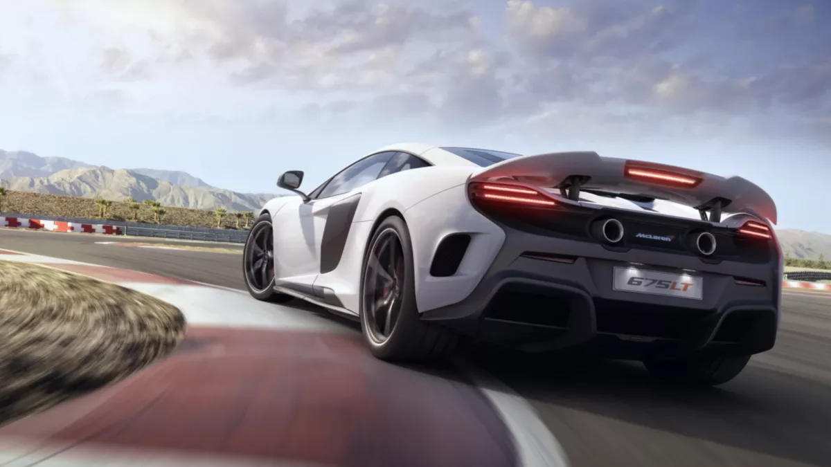 McLaren 675LT 2022 traseira McLaren 675LT: O Supercarro que Redefiniu a Performance