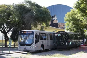 Volvo B320R: Curitiba aposta na renovação da frota com tecnologia e eficiência