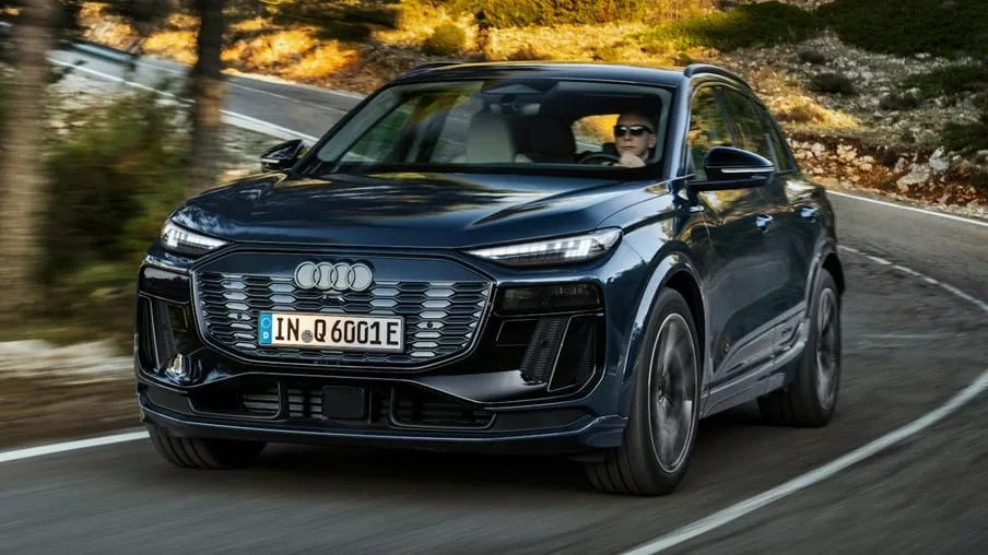 audi q6 e tron quattro s line 66 edited 1320x792 1 jpg Audi Q6 e-Tron estreia no Brasil com pré-venda e vantagens exclusivas para o SUV 100% elétrico