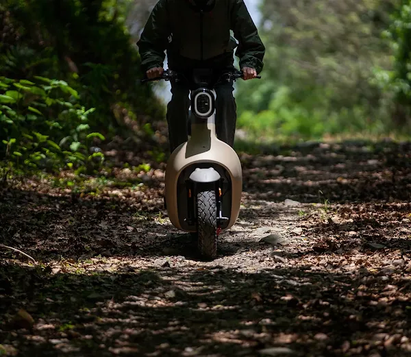 bee2 4 Bee Type 2: A Scooter Elétrica que Une Charme Retrô e Inovação Tecnológica