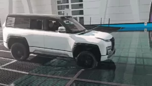 BYD apresenta SUV elétrico U8 com impressionante capacidade anfíbia: o veículo flutua e supera desafios aquáticos