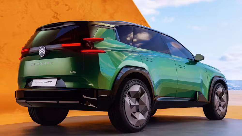 citroen c5 aircross traseira Novo Citroën C5 Aircross: O Futuro Elétrico dos SUVs Médios