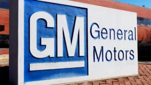 Mercado de Carros Elétricos na China Aumenta a Pressão: CEO da GM Alerta para Desafios Competitivos