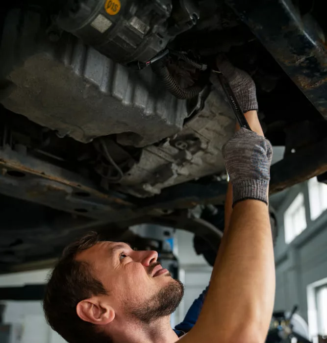 lwart troca de oleo 2 jpg Troca de óleo do carro: por que tantos motoristas ainda erram no básico da manutenção?