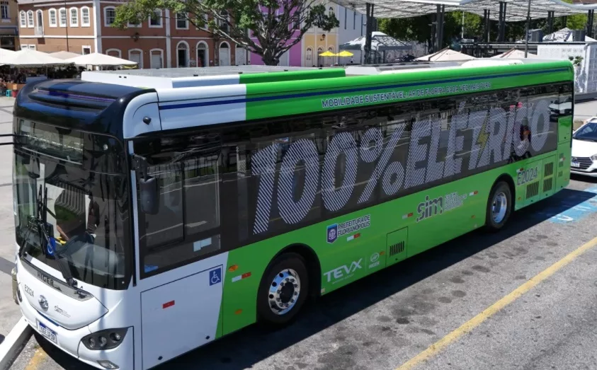 onibus eletrico floripa 2 jpg Florianópolis Aposta na Sustentabilidade com Seu Primeiro Ônibus Elétrico.