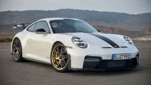 Porsche 911 GT3 ganha motor 4.0 boxer de 6 cilindros em comemoração aos seus 25 anos.