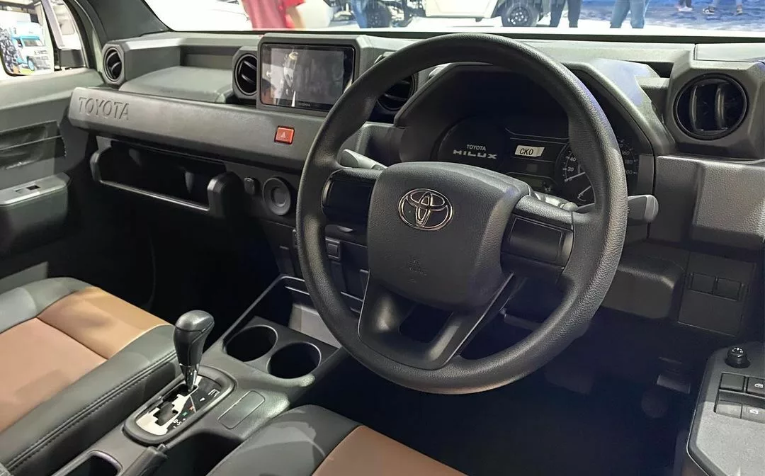 toyota rangga 3 1 jpg Toyota Hilux Rengga SUV promete trazer uma versão off-road acessível com DNA robusto