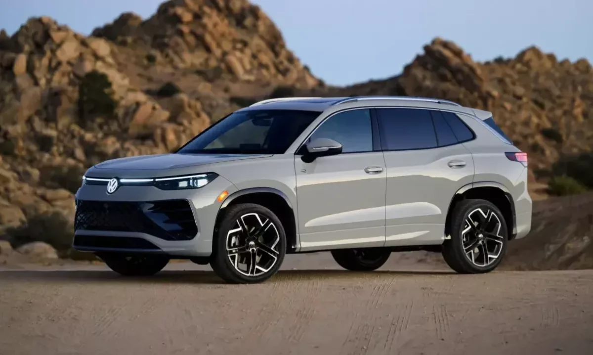 LIPMAN JL26358 RT 1536x959 1 e1732300656849 Volkswagen revela o novo Tiguan: modernidade e tecnologia para o Brasil