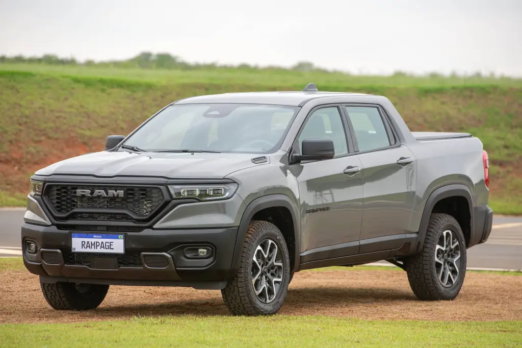 Rampage Rebel 01 Ram Rampage 2025: Novo Motor 2.2 Turbodiesel e Versão Big Horn Ampliam Opções na Linha.