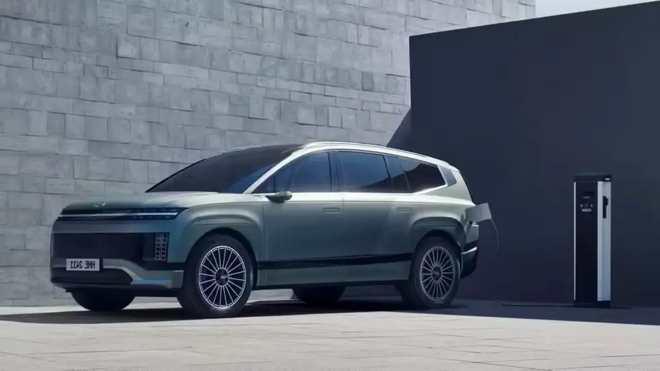 hyundai ioniq 9 2025 carregando Hyundai Ioniq 9: O SUV elétrico de sete lugares com tecnologia de ponta e design arrojado