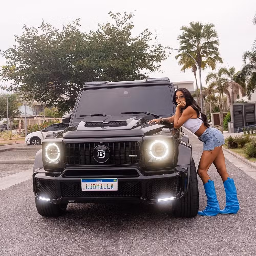 ludmilla brabus 2 Ludmilla realiza sonho ao adquirir exclusivo Brabus 800 de R$ 2,2 milhões