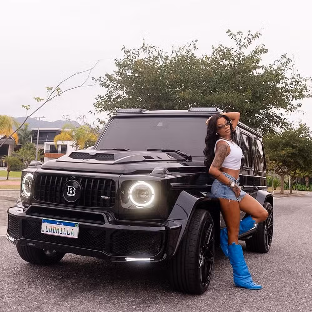 ludmilla brabus 3 Ludmilla realiza sonho ao adquirir exclusivo Brabus 800 de R$ 2,2 milhões
